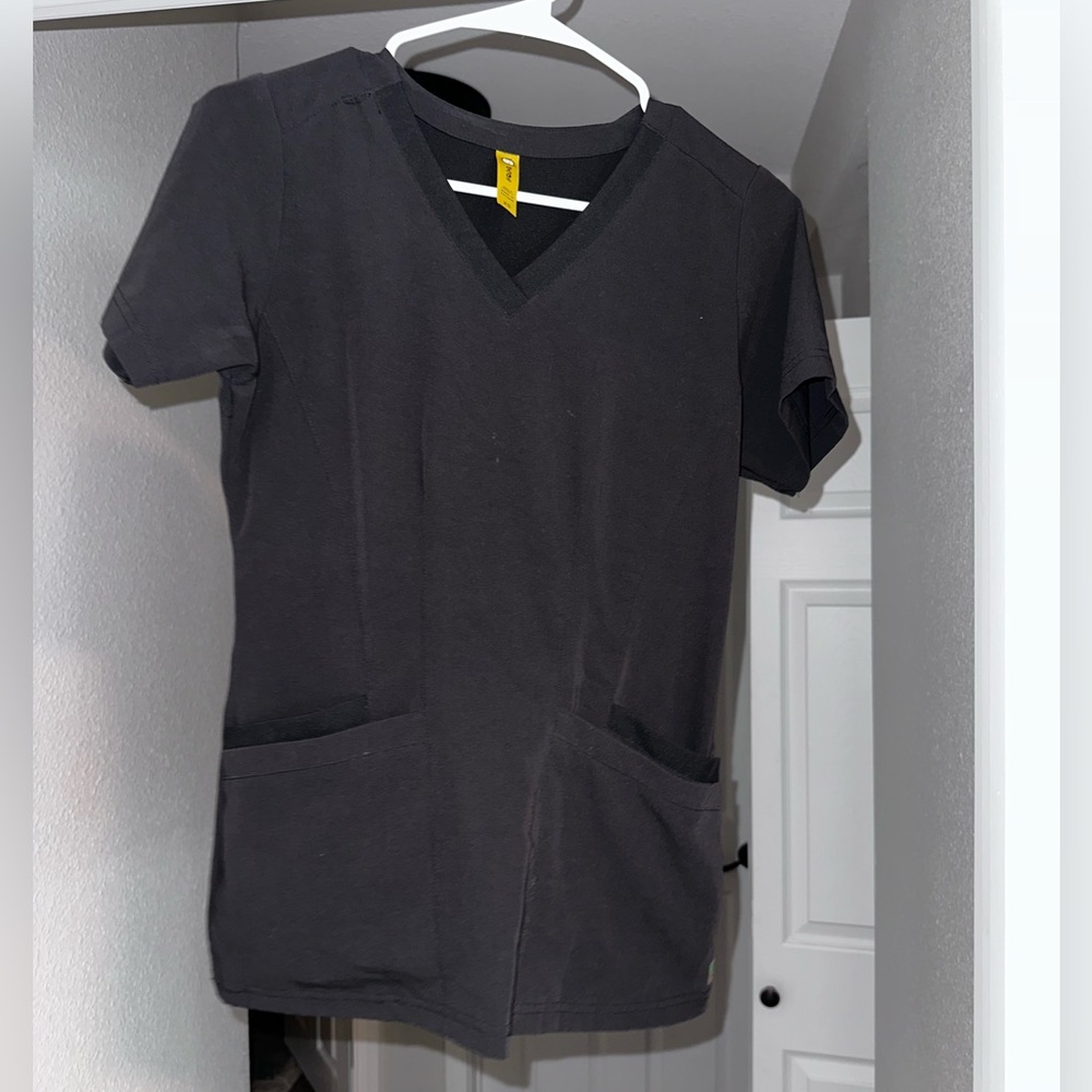 Scrub Tops - Picture 3 of 4